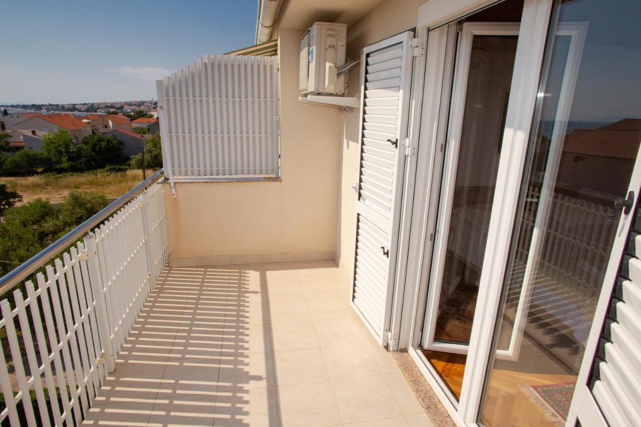 Apartments & Rooms Peranic Novalja Exterior foto