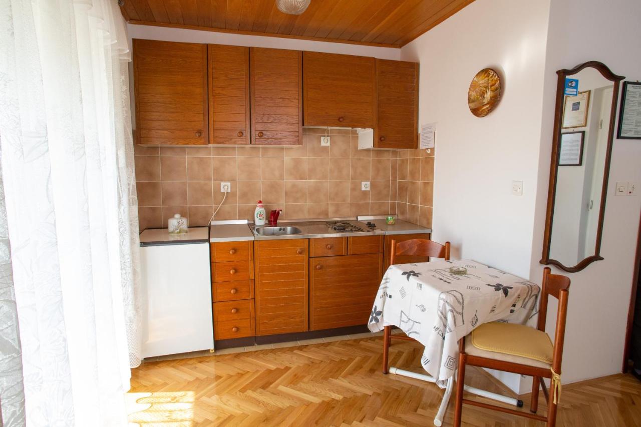 Apartments & Rooms Peranic Novalja Exterior foto