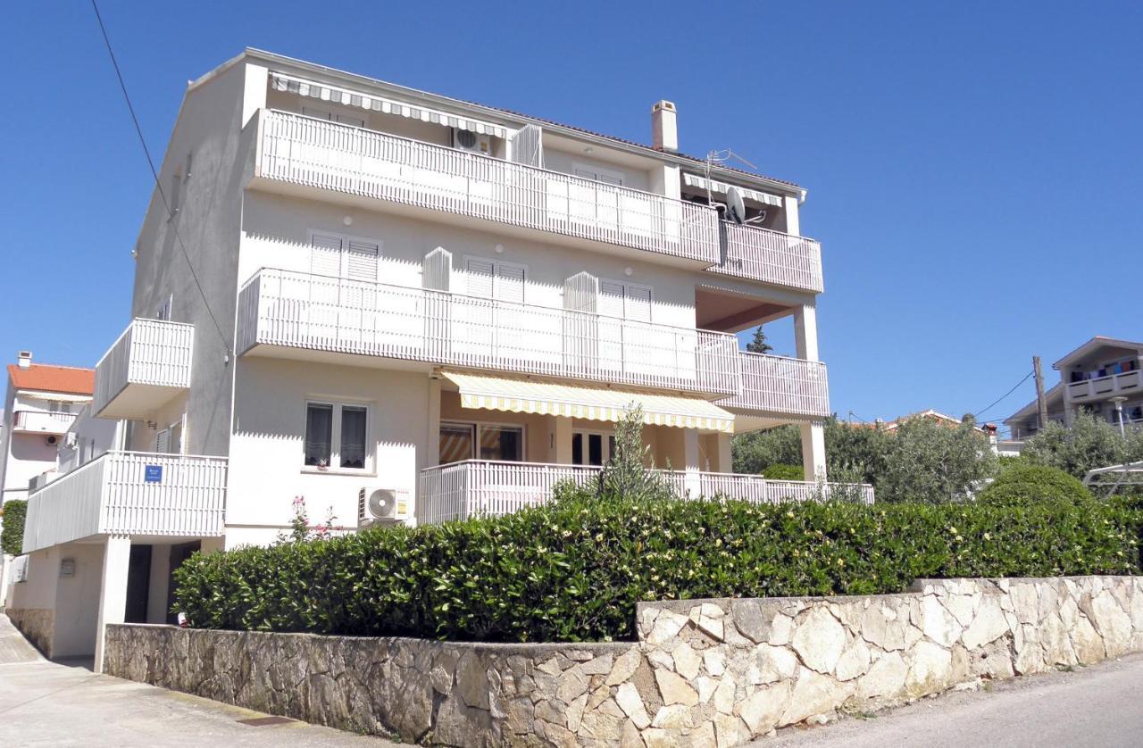 Apartments & Rooms Peranic Novalja Exterior foto